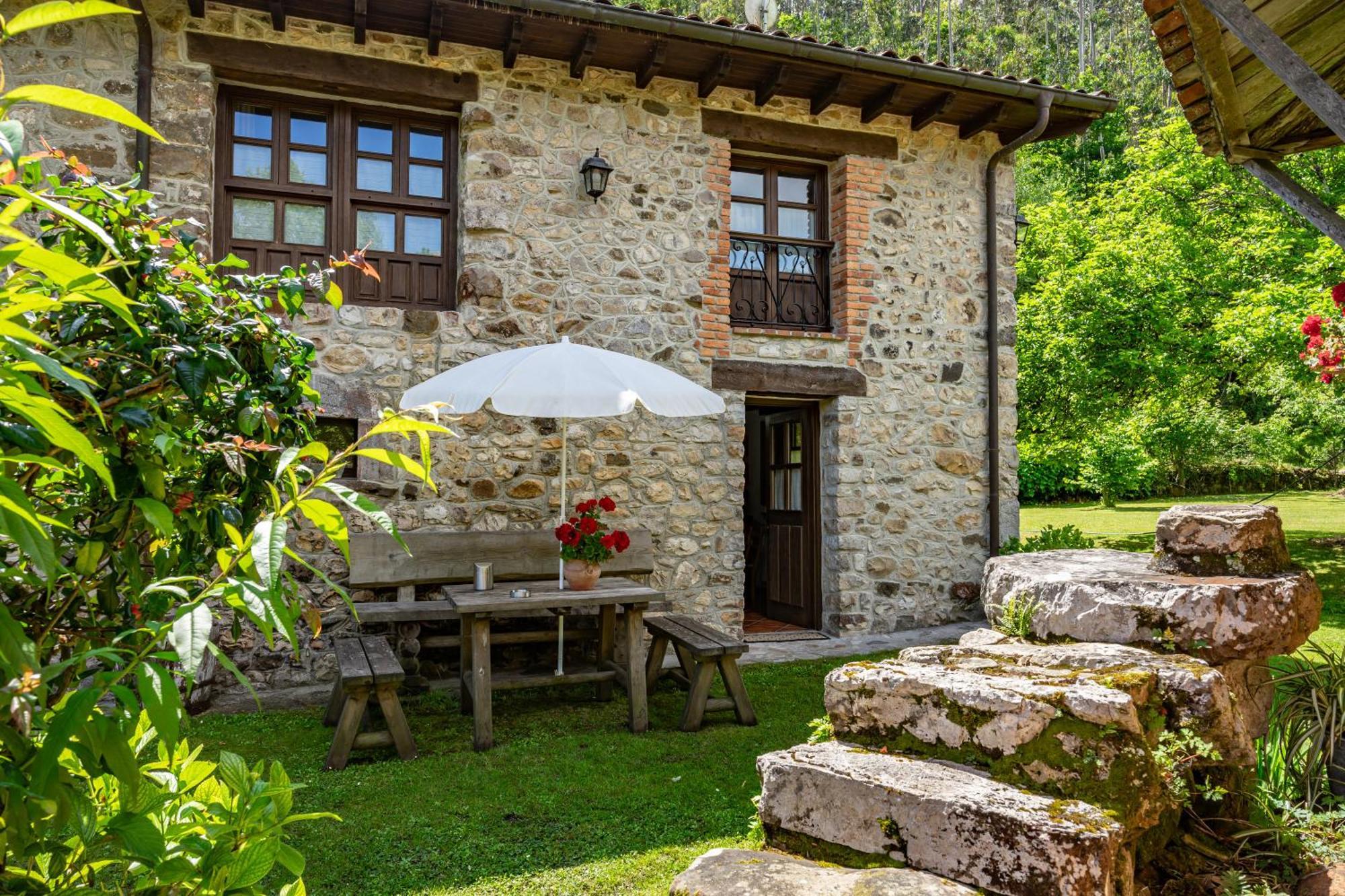 Casa De Aldea La Venta Los Probes 라네스 외부 사진